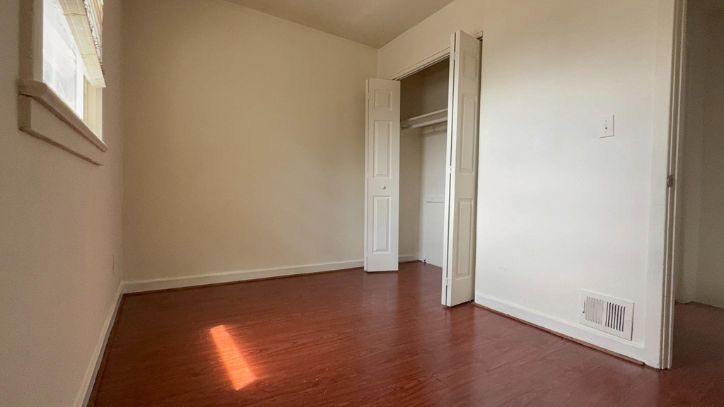 2772 Iverson Street - Photo 12
