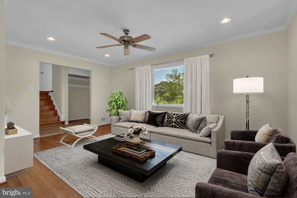 6004 Mustang Place - Photo 3