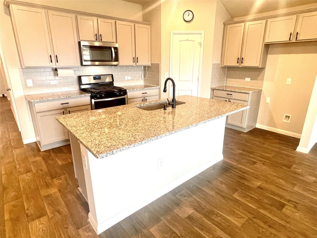 19616 Ann Richards Ave - Photo 11