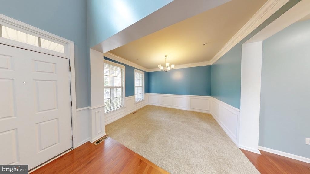 2604 Brooke Grove Road - Photo 3
