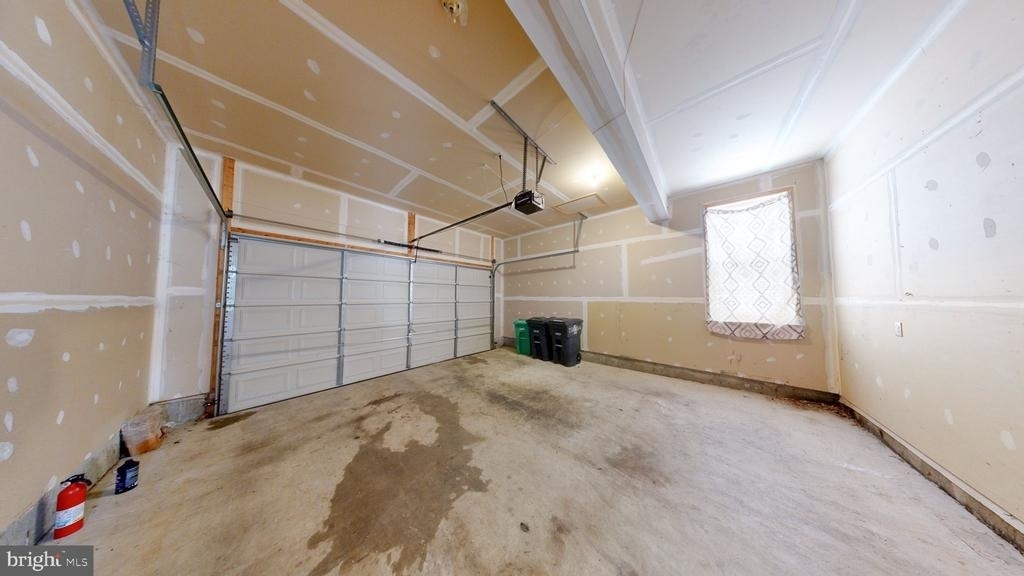 2604 Brooke Grove Road - Photo 32