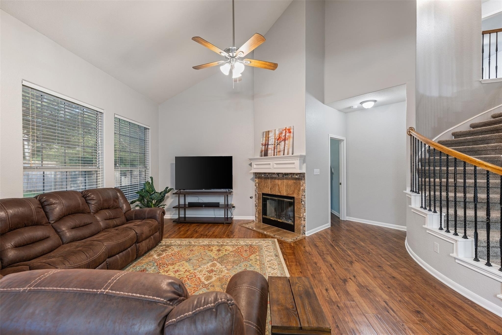 4435 Hunters Lodge Dr - Photo 12
