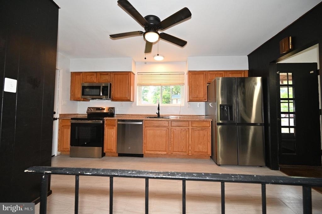 2509 Eliot Place - Photo 9