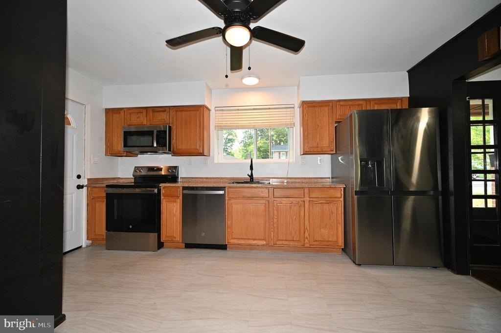 2509 Eliot Place - Photo 10