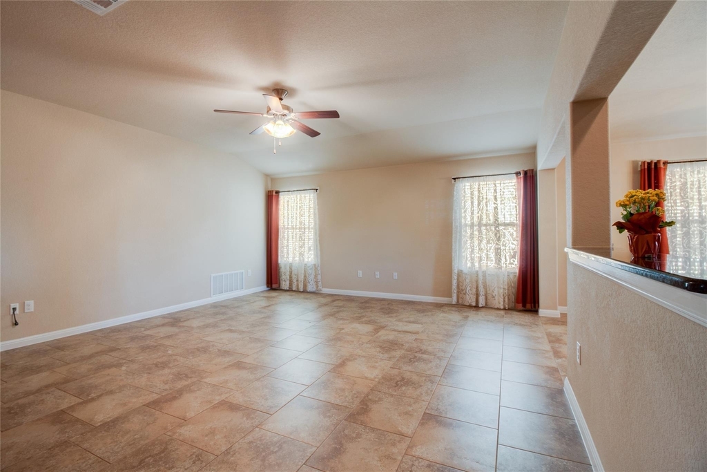 209 Moulins Ln - Photo 4