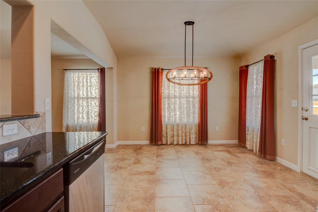 209 Moulins Ln - Photo 11