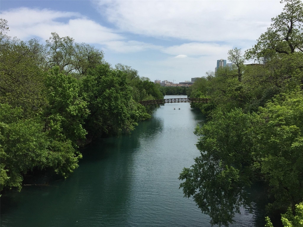 1900 Barton Springs Rd - Photo 18