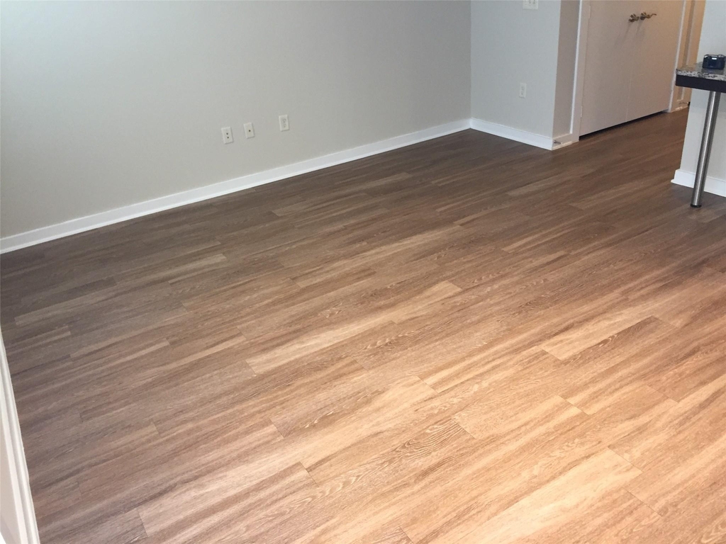 1900 Barton Springs Rd - Photo 5