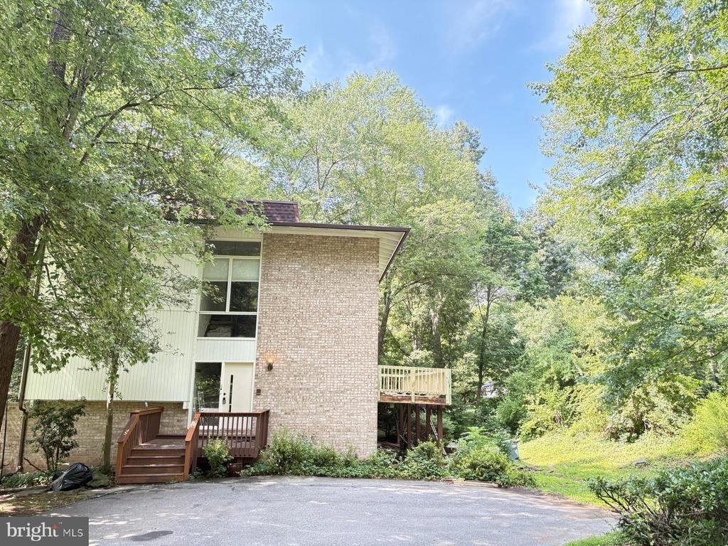 10612 Crossing Creek Road - Photo 11