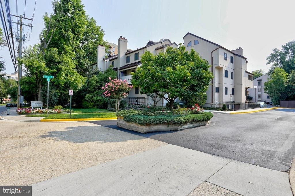 8906 Battery Place - Photo 22