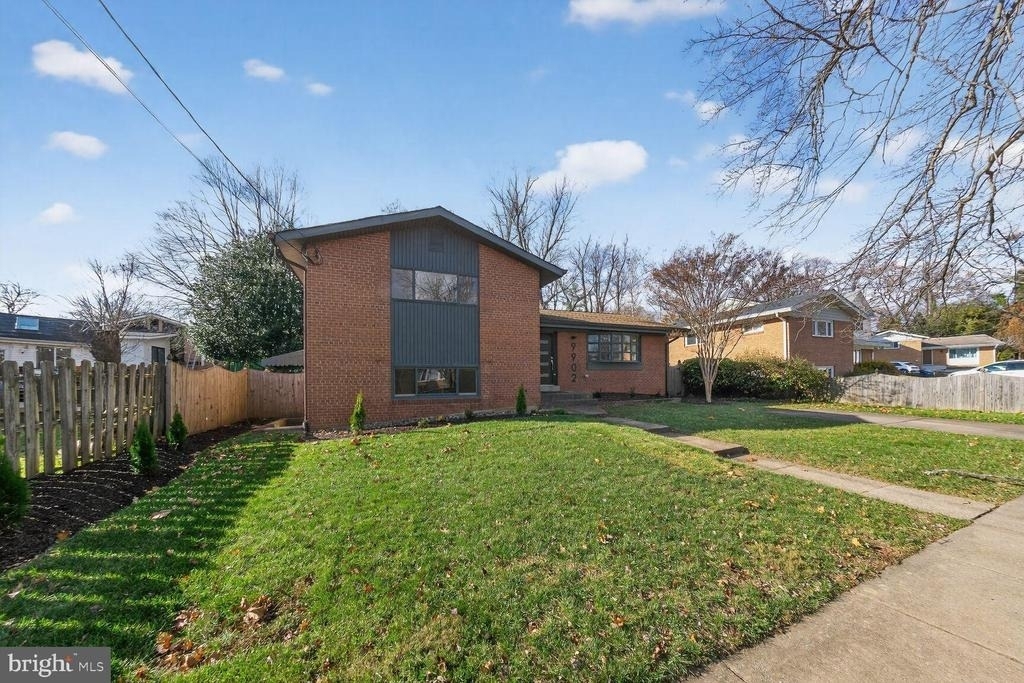 9902 Carnegie Terrace - Photo 1