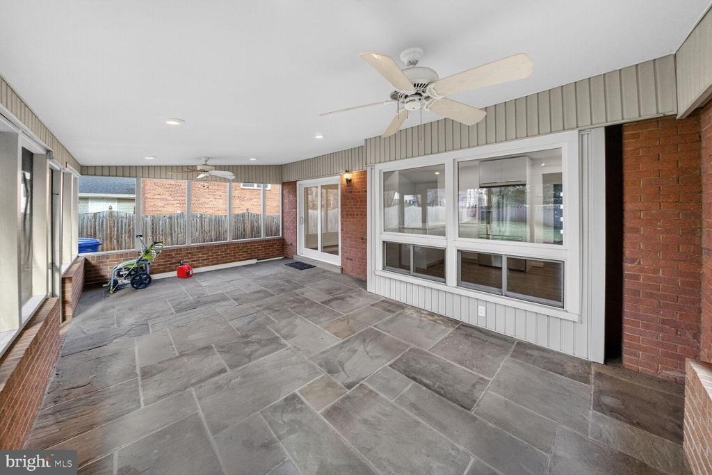 9902 Carnegie Terrace - Photo 18