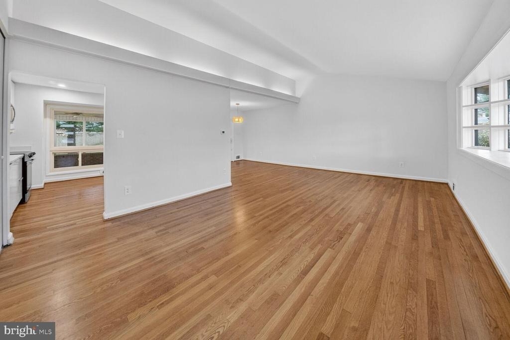 9902 Carnegie Terrace - Photo 7