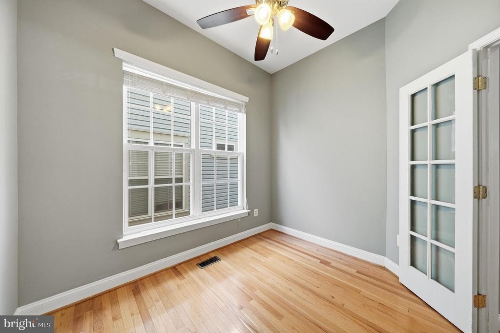 13131 Clarksburg Square Road - Photo 20