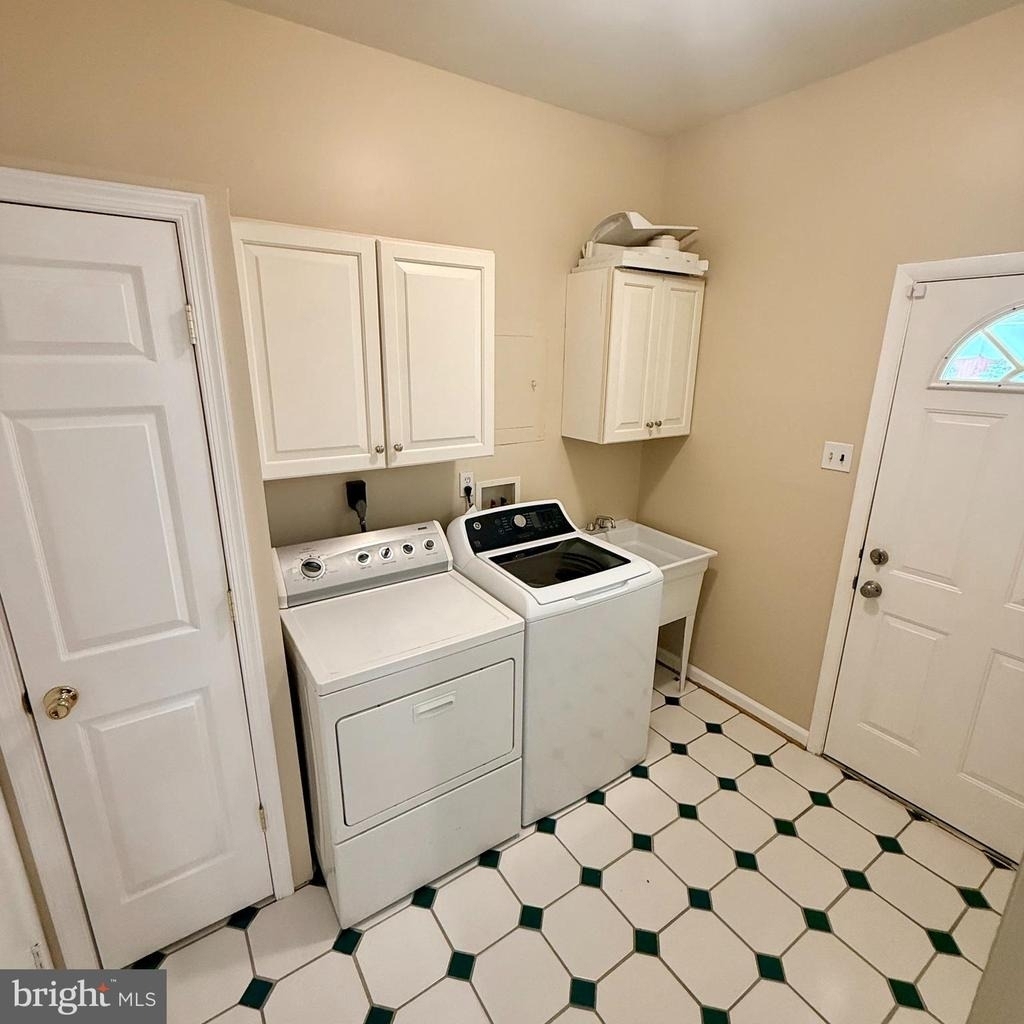 14605 Nadine Drive - Photo 10