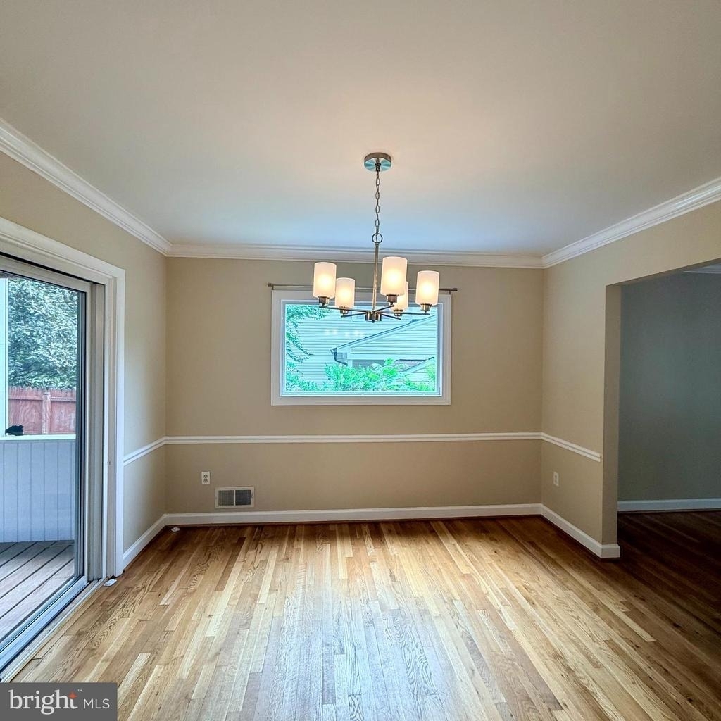 14605 Nadine Drive - Photo 5