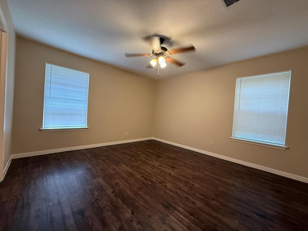 5906 Mountainclimb Dr - Photo 21