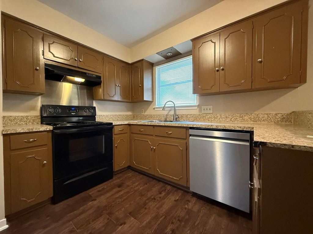 5906 Mountainclimb Dr - Photo 8