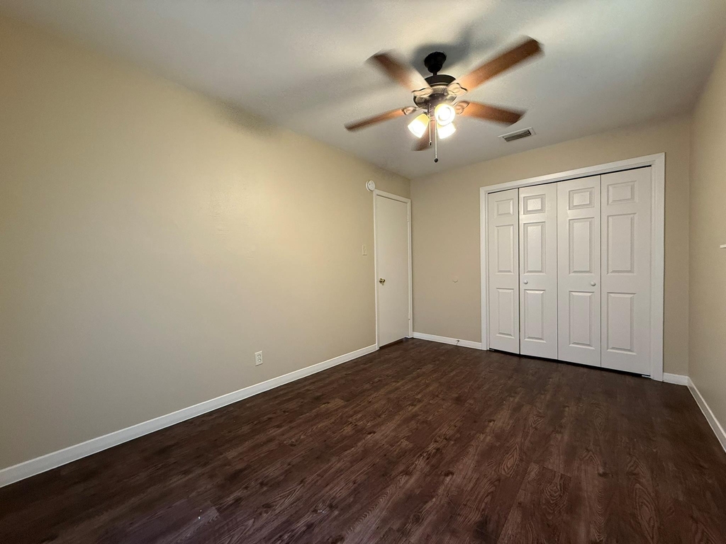 5906 Mountainclimb Dr - Photo 20