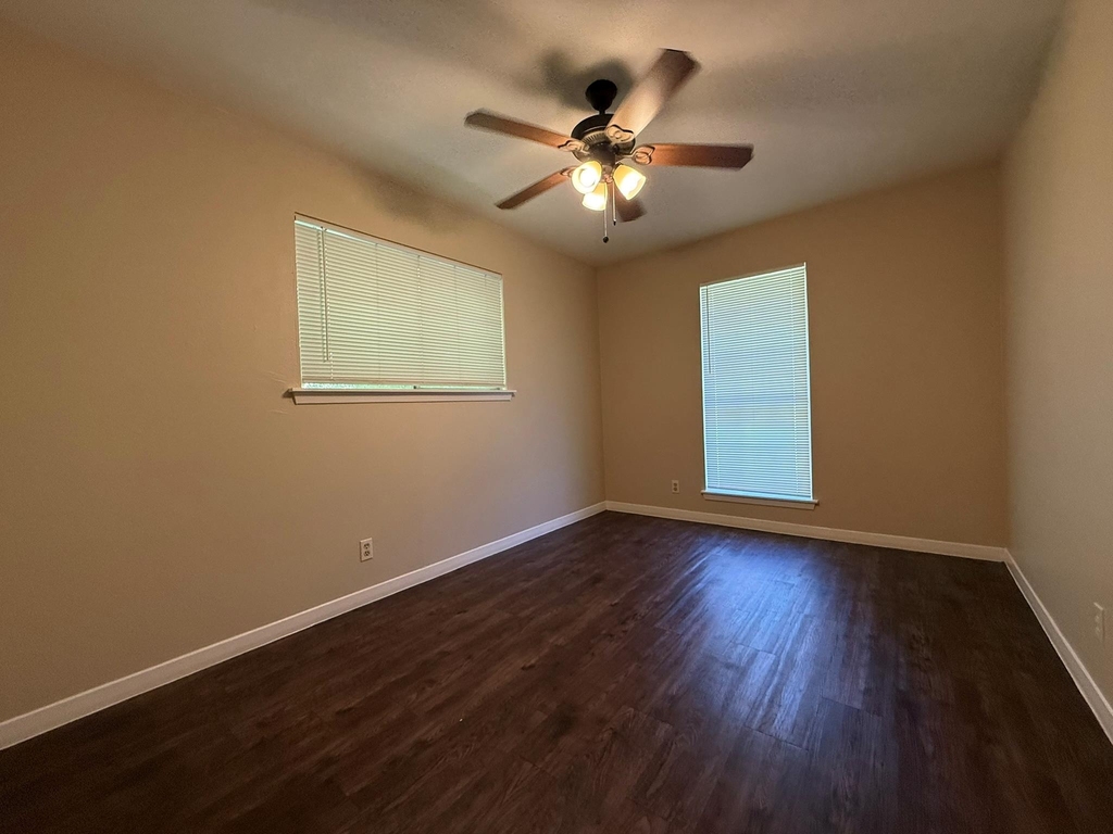 5906 Mountainclimb Dr - Photo 19