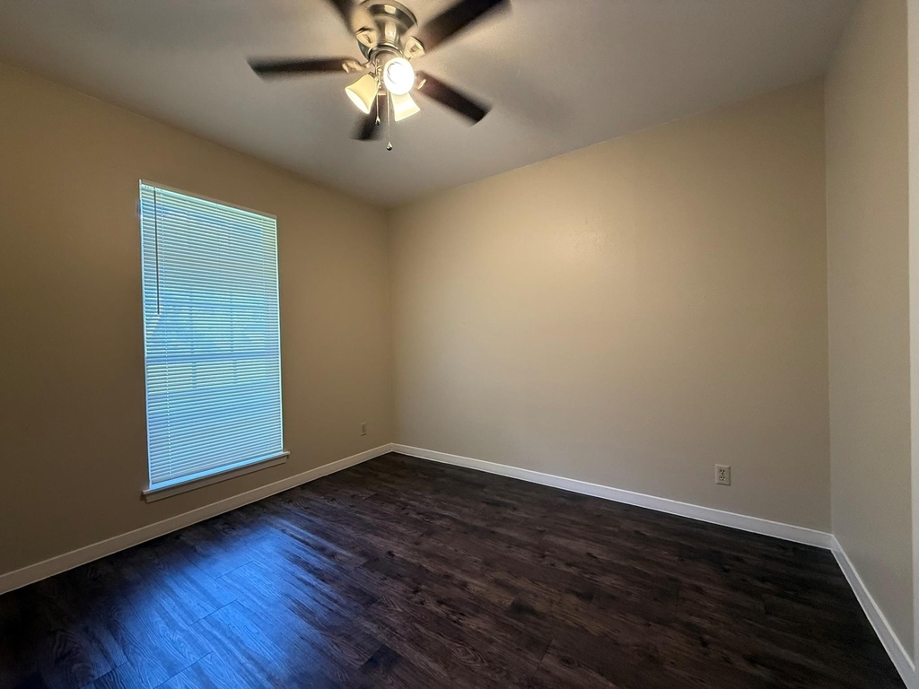 5906 Mountainclimb Dr - Photo 17