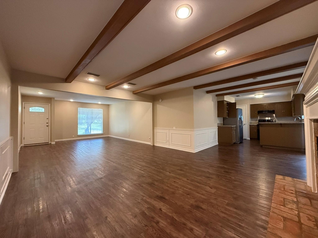 5906 Mountainclimb Dr - Photo 5