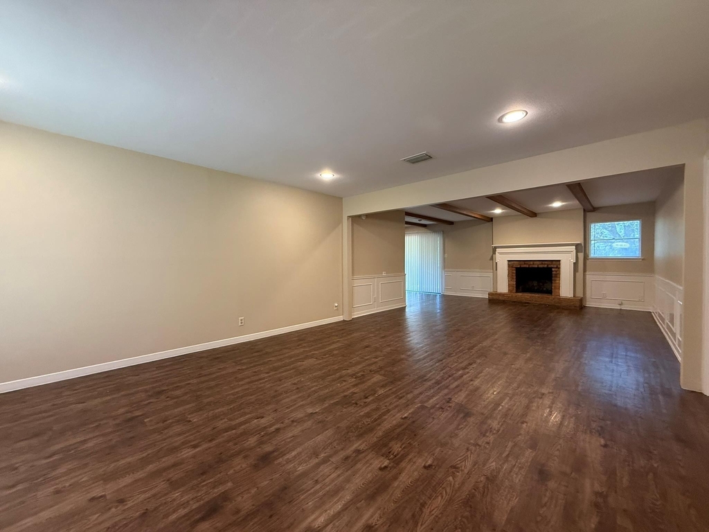 5906 Mountainclimb Dr - Photo 2