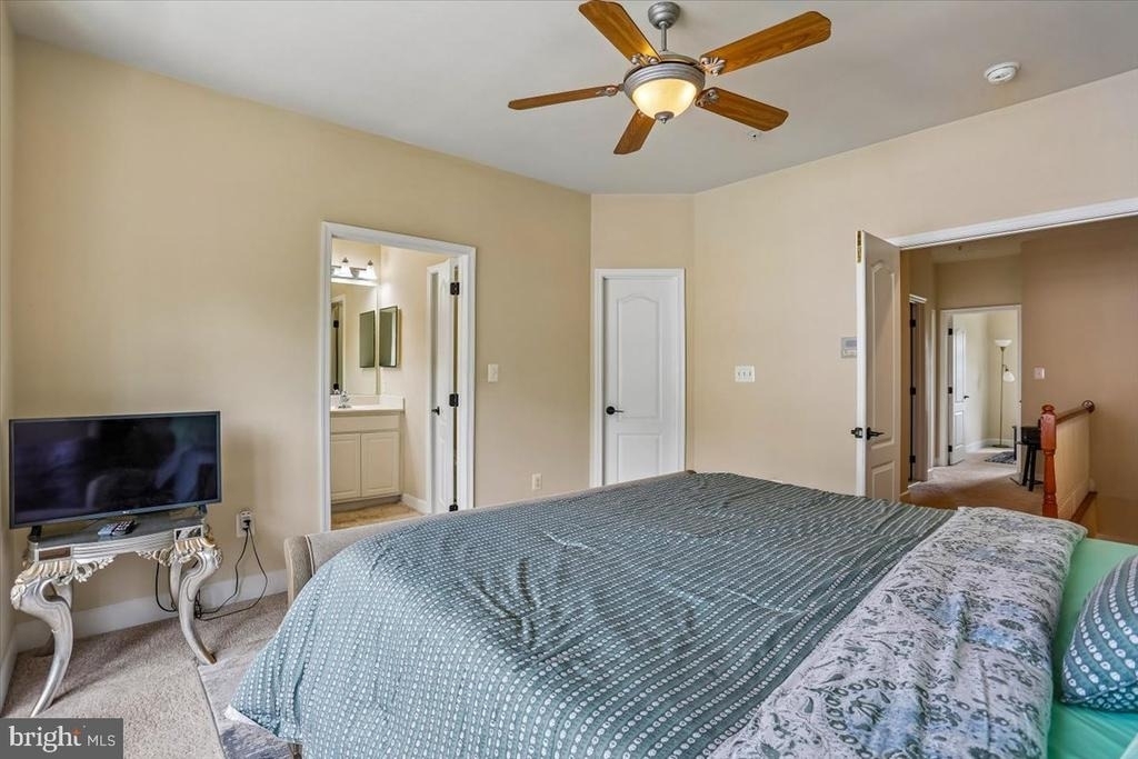 567 Pelican Avenue - Photo 12