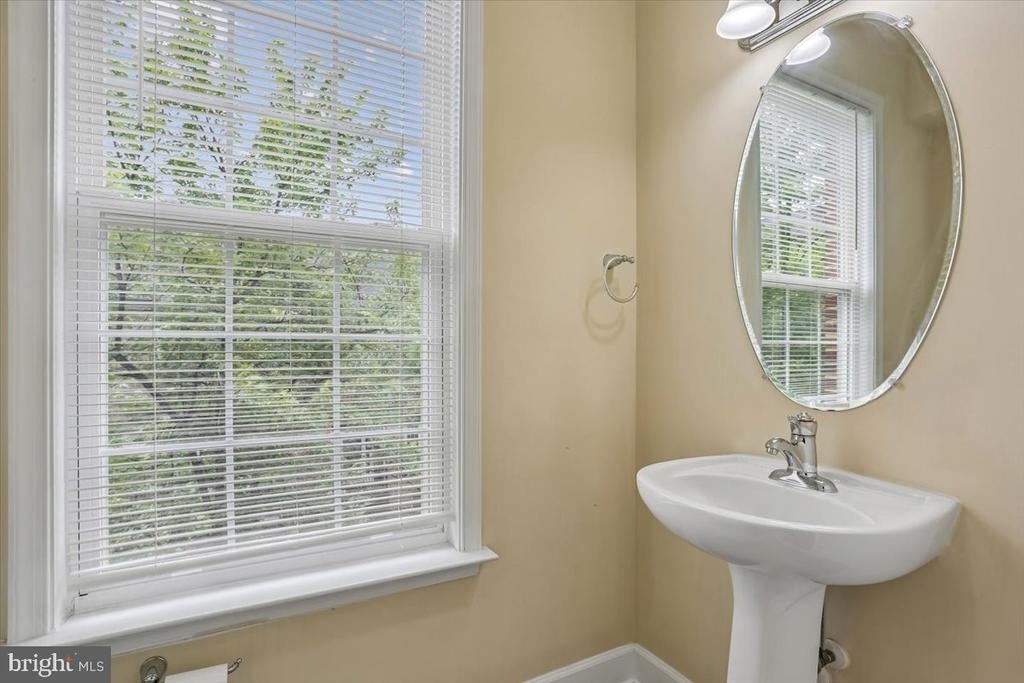 567 Pelican Avenue - Photo 10