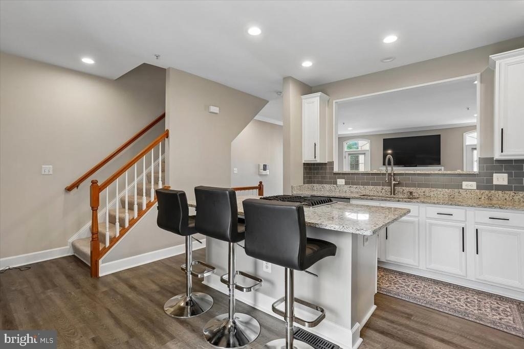 567 Pelican Avenue - Photo 8