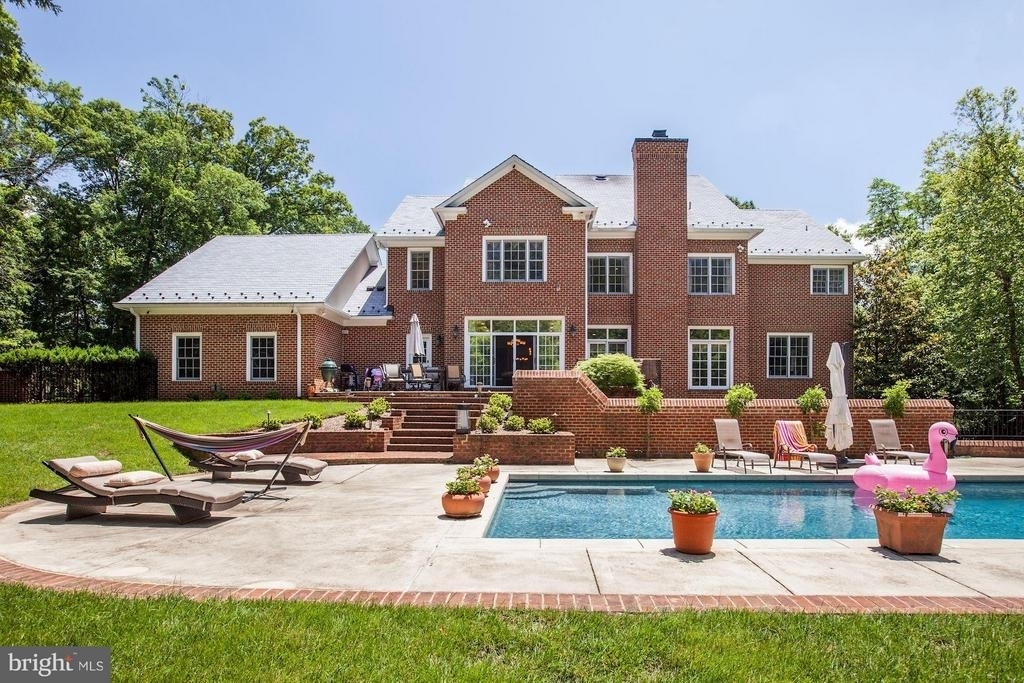 9909 Avenel Farm Drive - Photo 2