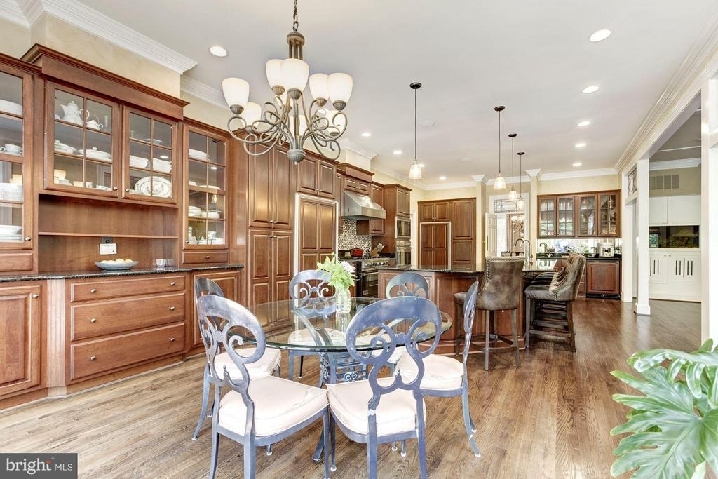 9909 Avenel Farm Drive - Photo 9