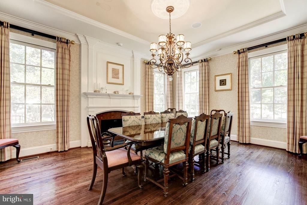 9909 Avenel Farm Drive - Photo 4