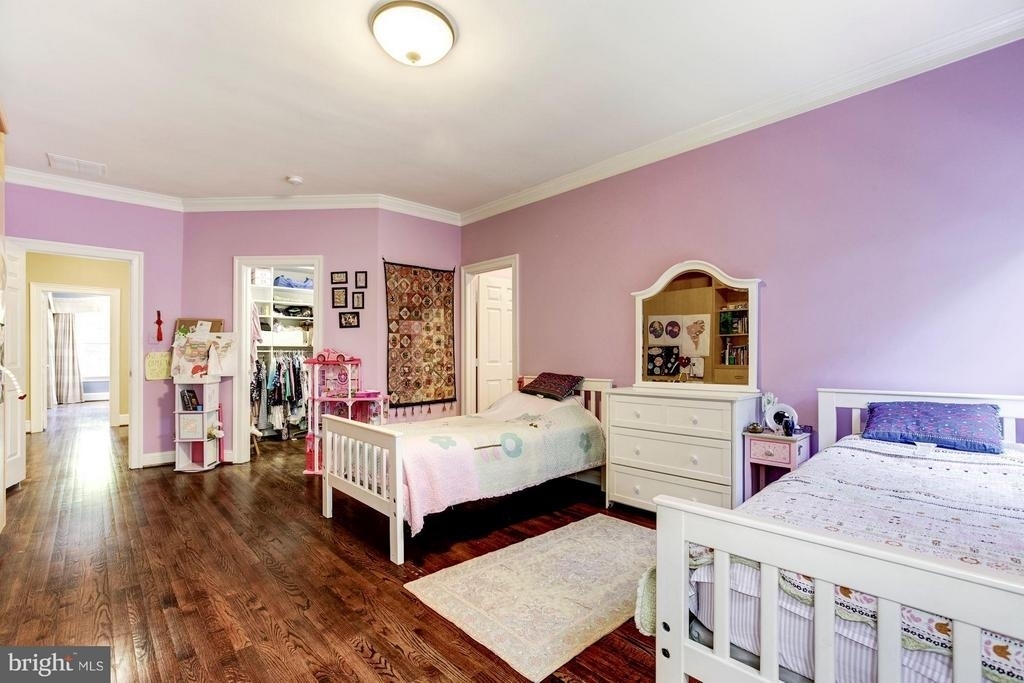 9909 Avenel Farm Drive - Photo 15