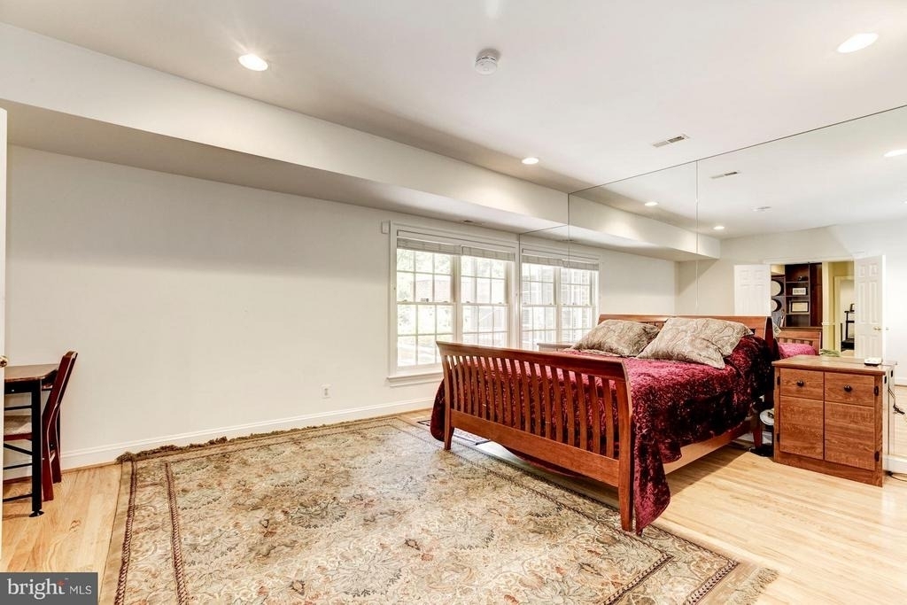 9909 Avenel Farm Drive - Photo 20