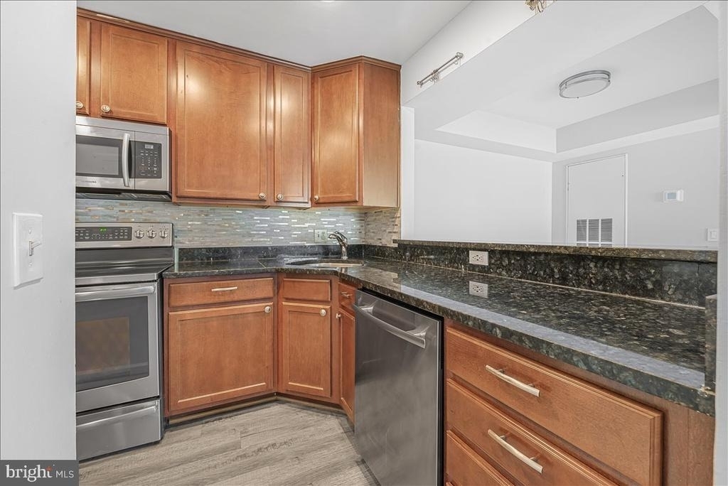 5820 Inman Park Circle - Photo 8