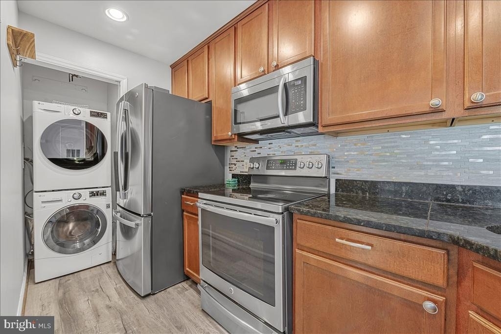 5820 Inman Park Circle - Photo 9