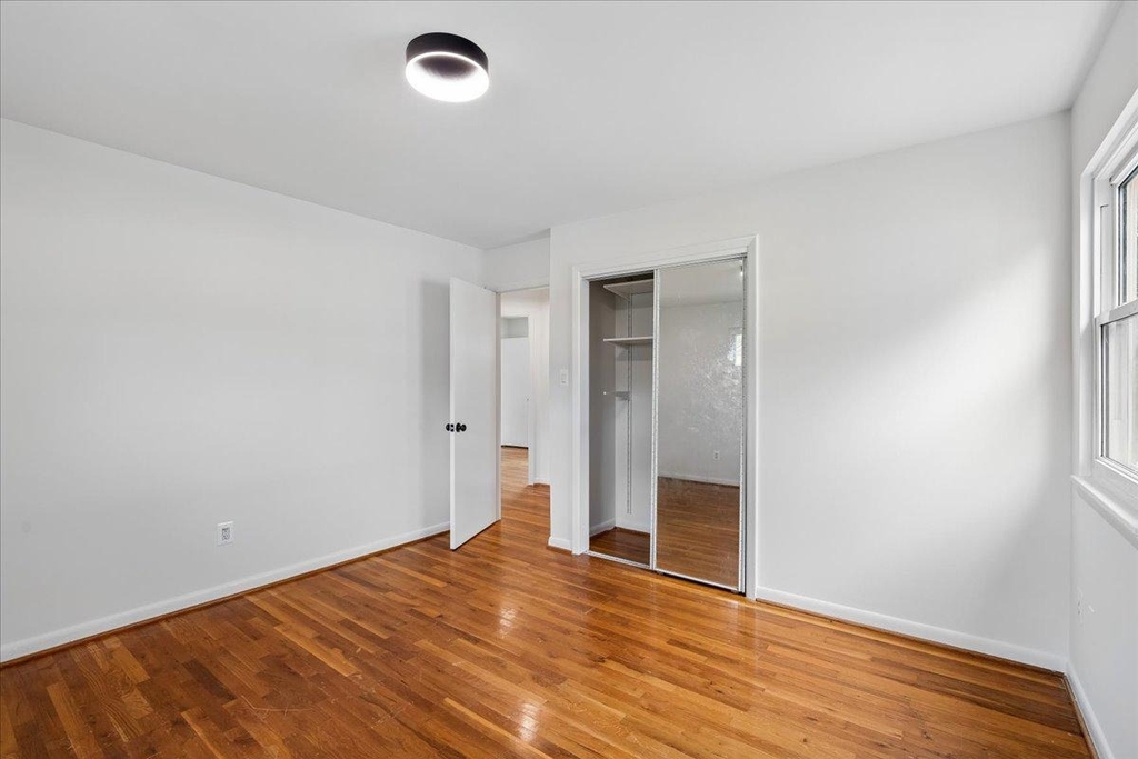 727 Grandin Avenue - Photo 18