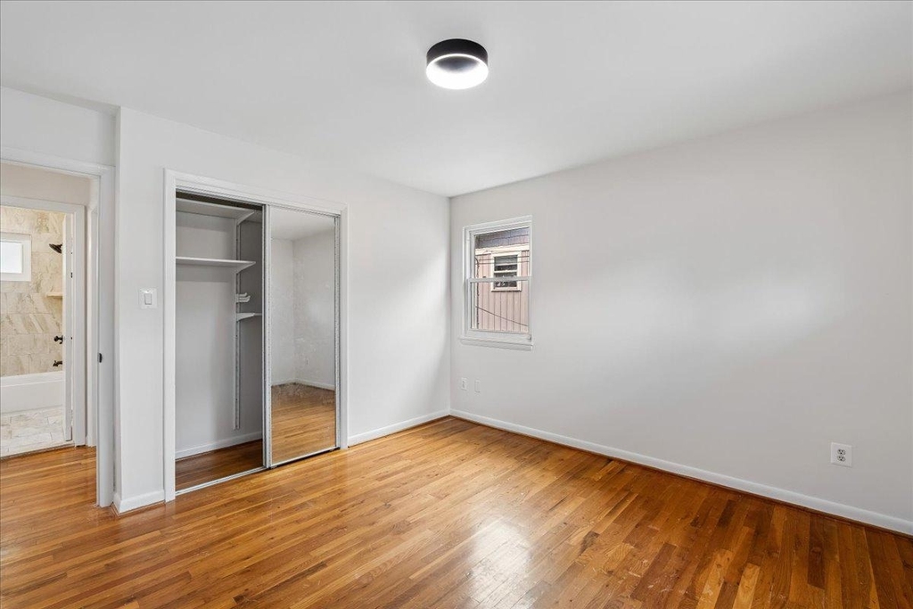 727 Grandin Avenue - Photo 17