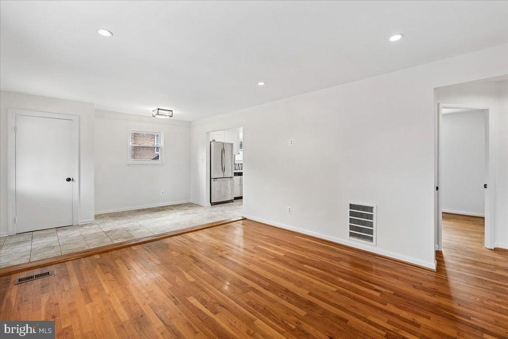 727 Grandin Avenue - Photo 8