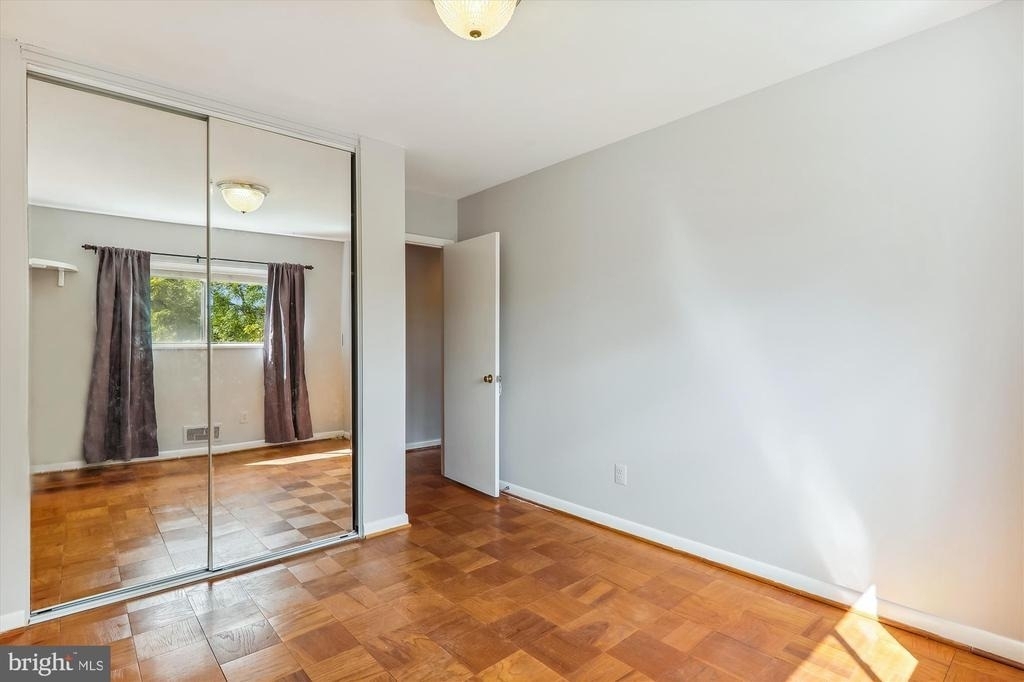 10631 Montrose Avenue - Photo 25