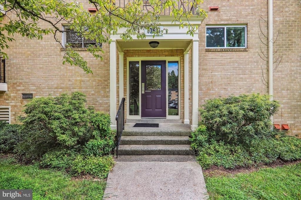 10631 Montrose Avenue - Photo 1