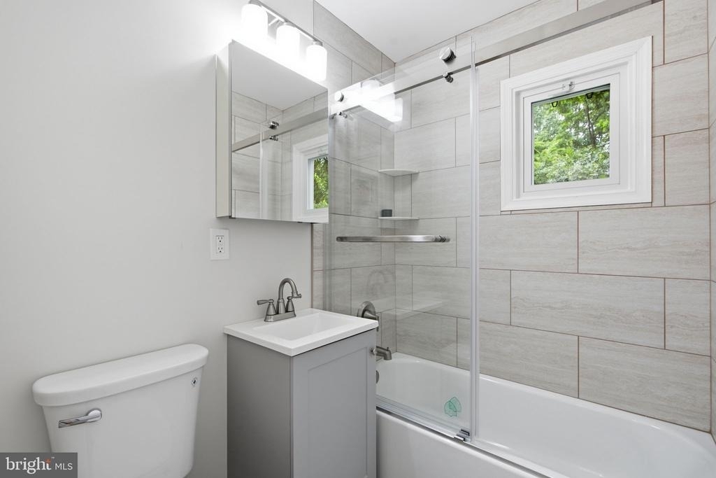 18 Grandin Circle - Photo 16