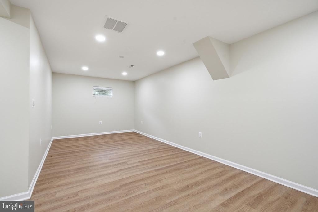 18 Grandin Circle - Photo 22
