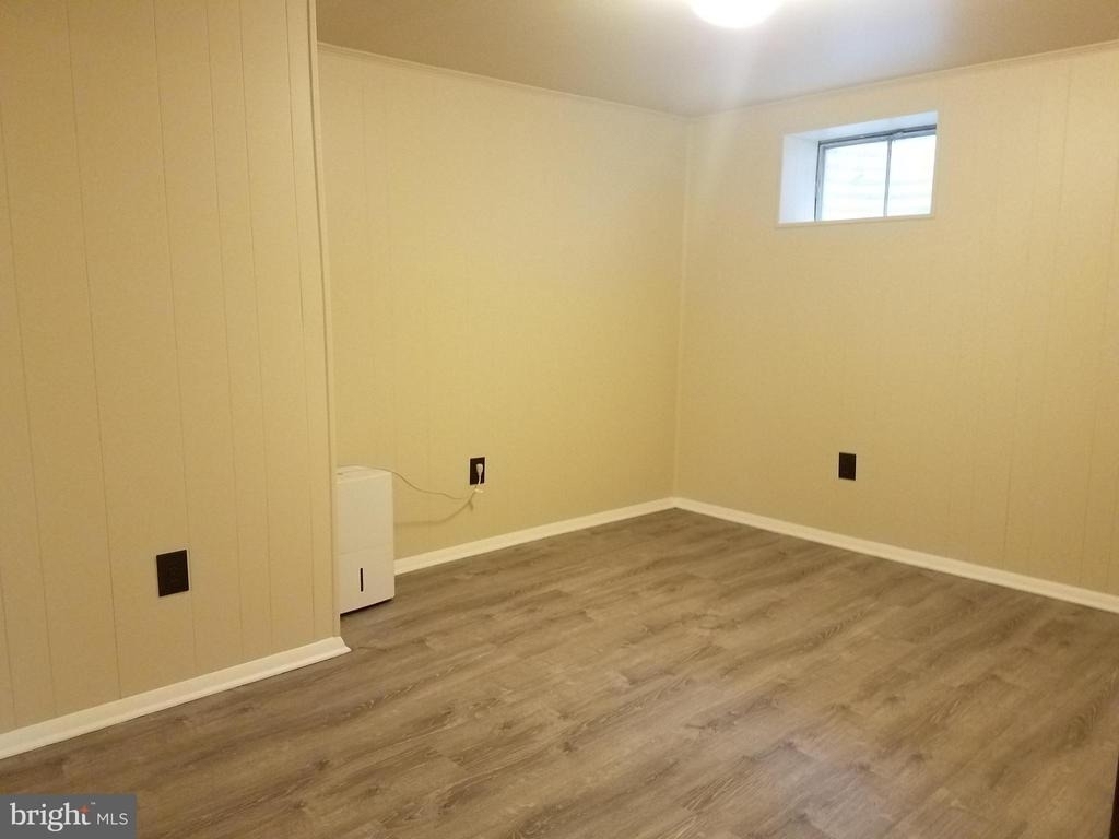 6048 Rossmore Drive - Photo 14
