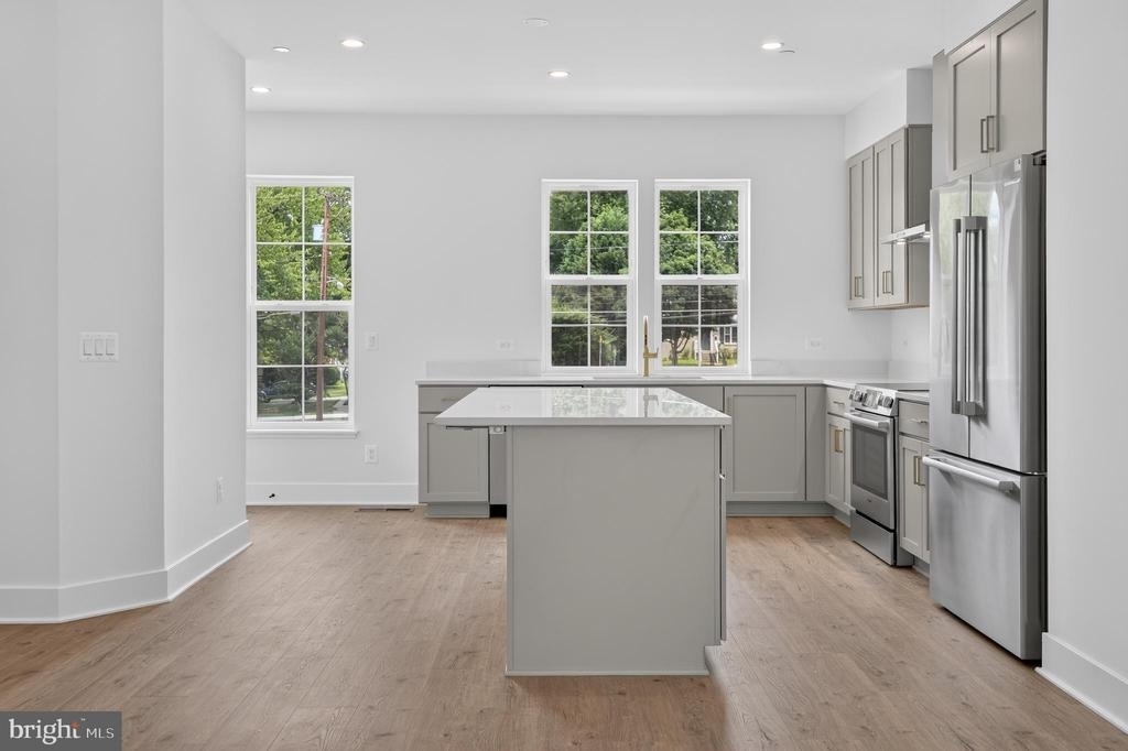 5015 Dulcet Drive - Photo 15