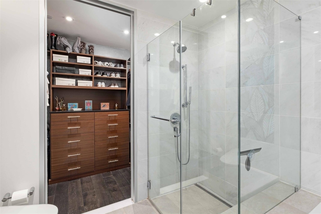 301 West Ave - Photo 10
