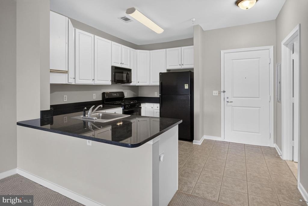 8045 Newell Street - Photo 3