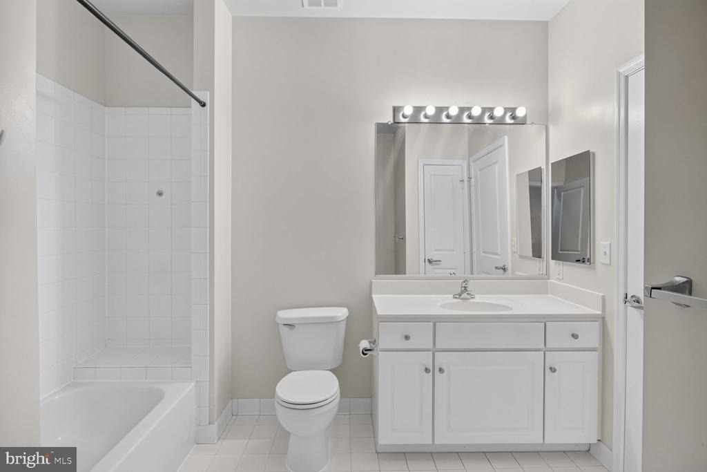 8045 Newell Street - Photo 8
