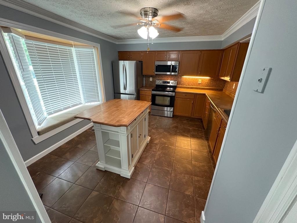 10811 Topbranch Lane - Photo 18